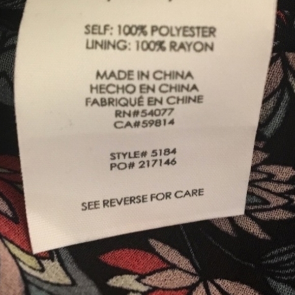 Cabi 5184 Flirt Skirt XS Floral NWOT - Picture 8 of 9